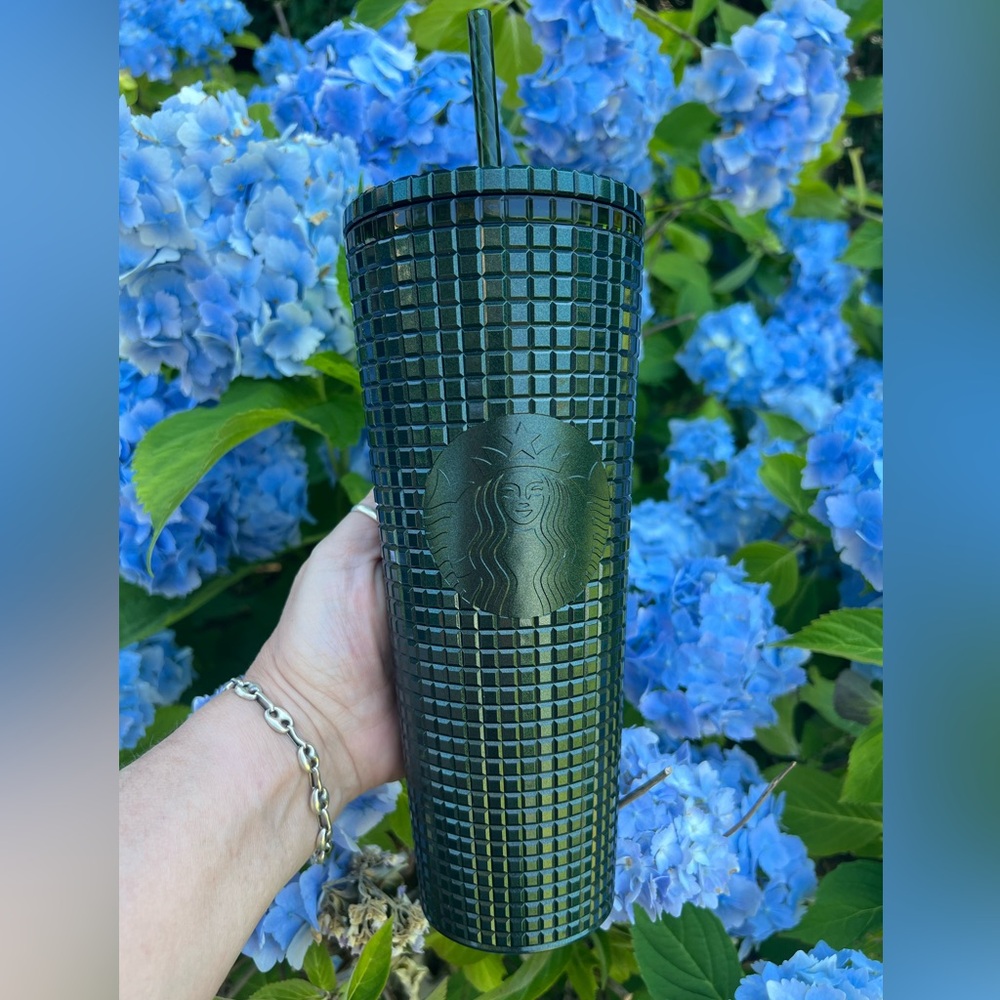 🌺 Starbucks Holiday 2021 Tumbler Venti Green Glitter. - Picture 2 of 6